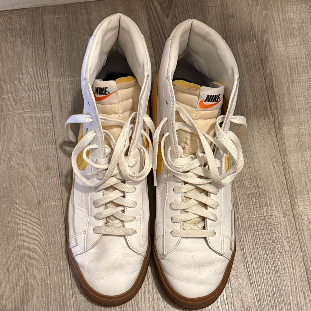Nike Blazer Mid '77 Vintage silhouette Goat